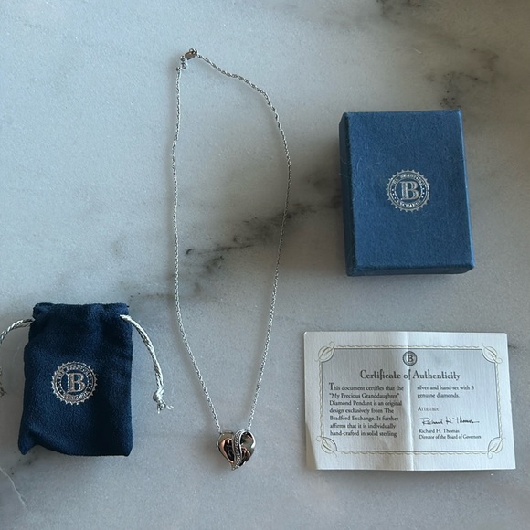 The Bradford Exchange My Precious Granddaughter necklace - Picture 2 of 3